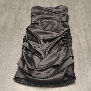 XS Black Le Chateau Strapless Dress